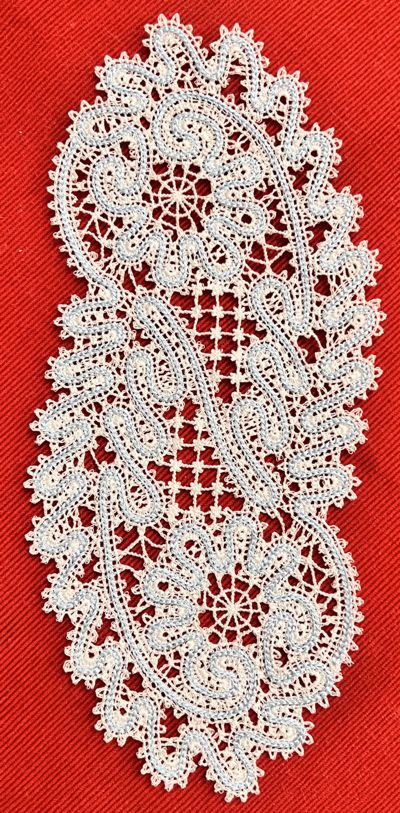 FSL Battenberg Lace Oval Doily