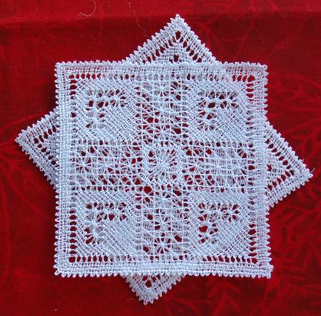 Free-Standing Bobbin Lace Square image 4